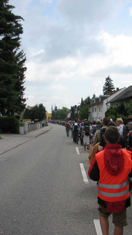 Einzug Altoetting.jpg